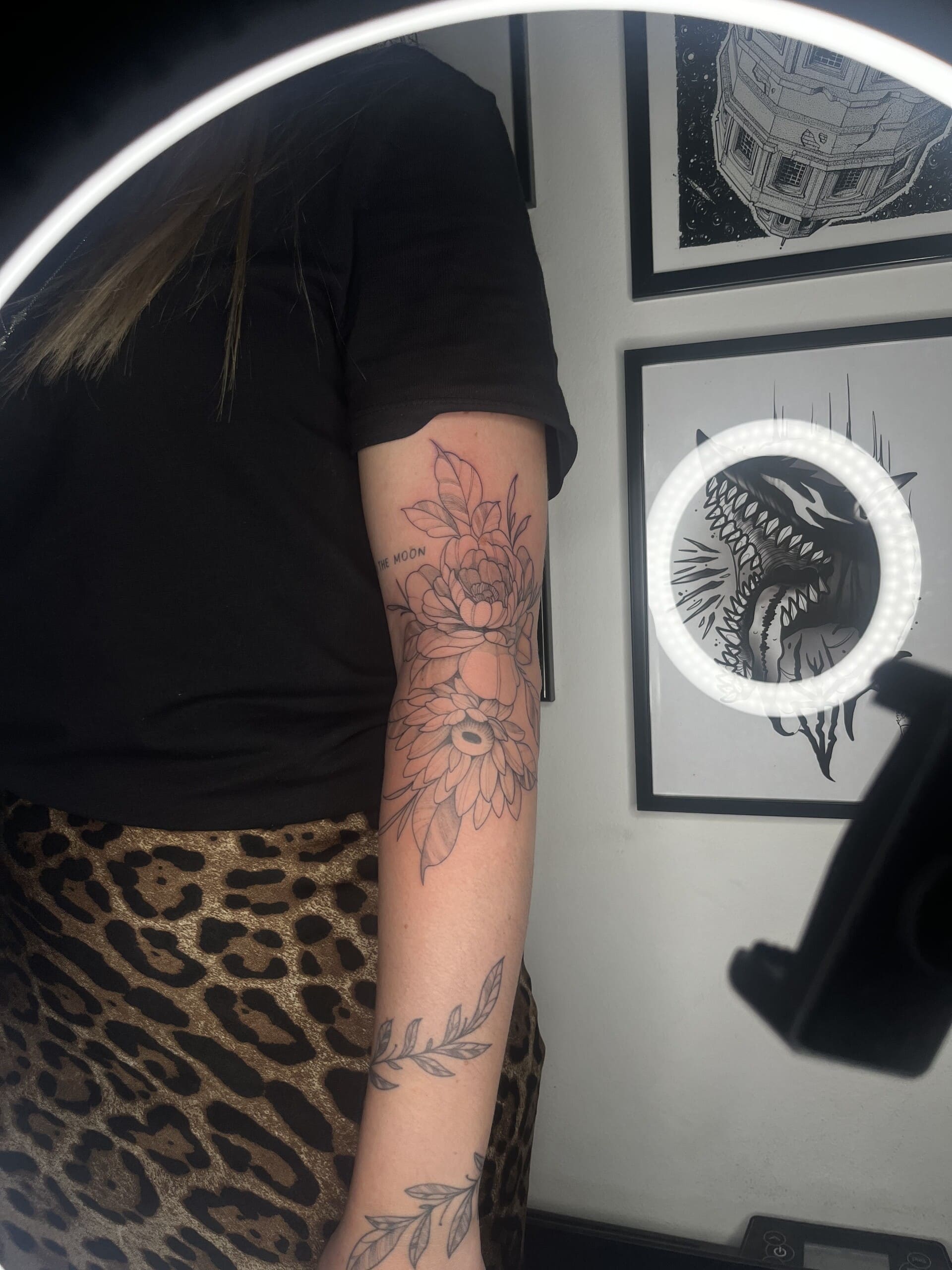 Tatouage floral bras